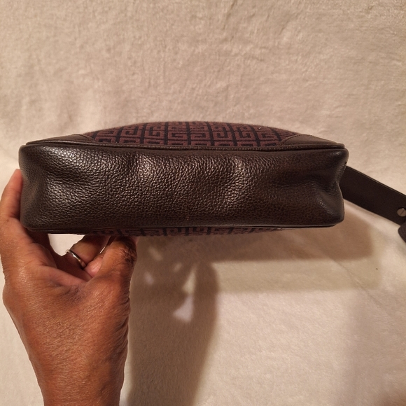 Givenchy Crossbody Unisex - Picture 7 of 14